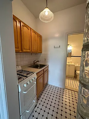 Rented by Compass | media 38