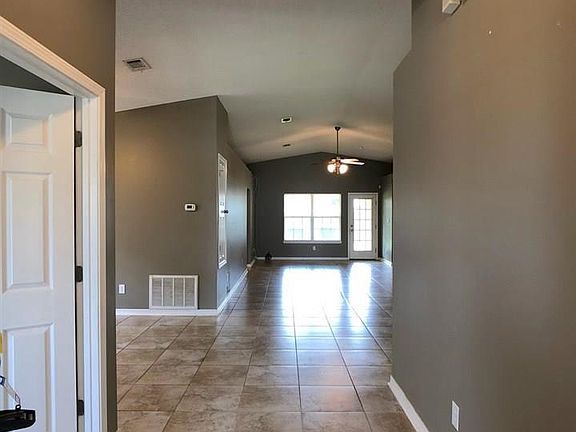5th image of 5055 Cocoa Dr