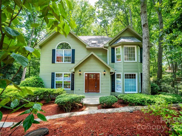 114 Coachmans Trl, Asheville, NC 28803