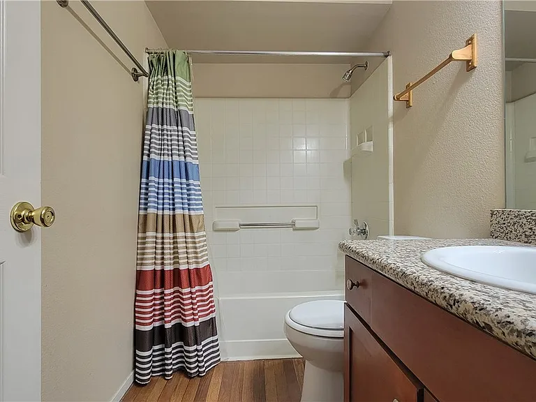 2750 S Durango Dr #2020 — Photo 8