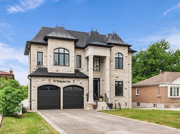 56 Battersea Cres, Toronto, ON M6L 1H1