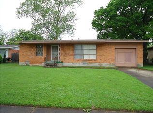 1411 Bluebird Ln, Garland, TX 75042