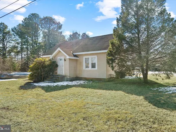 5 Cemetery Rd, Selbyville, DE 19975
