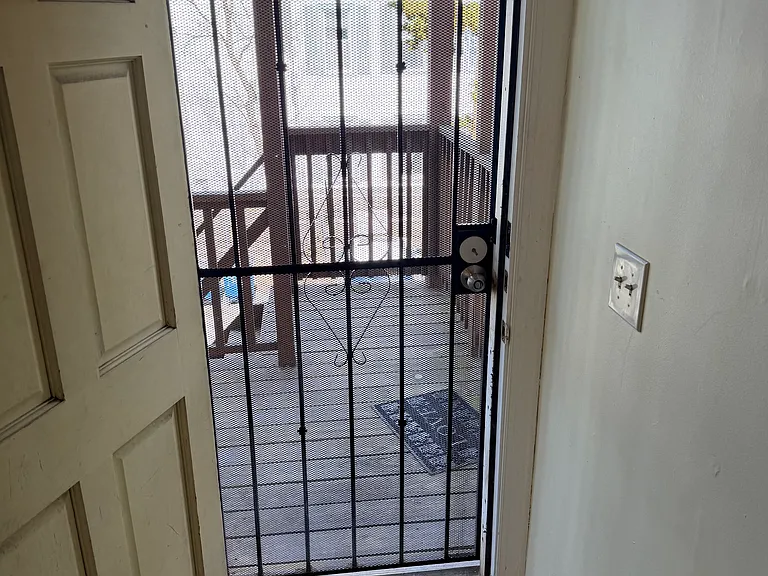 321 Grand Ave #2 — Photo 13