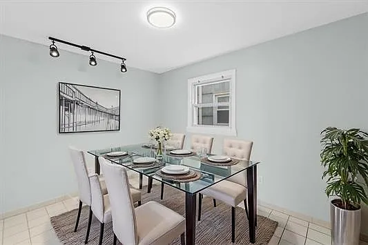 178 W 33rd St #1 — Photo 11