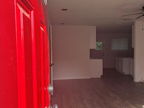 2nd image of 3261 Gene Ln