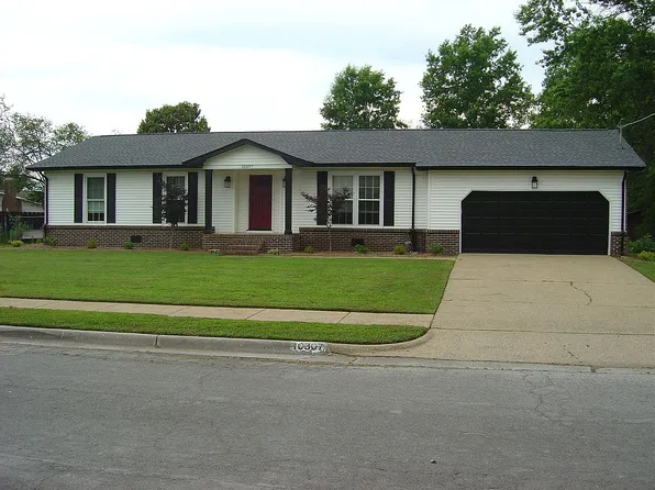 10307 Leicester Dr SW, Huntsville, AL 35803
