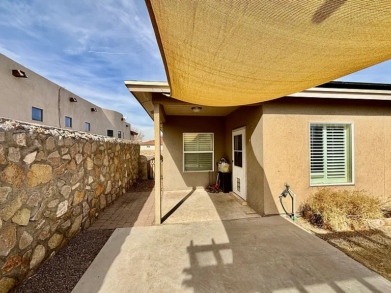 5810 Redstone Mesa Ct — Photo 17