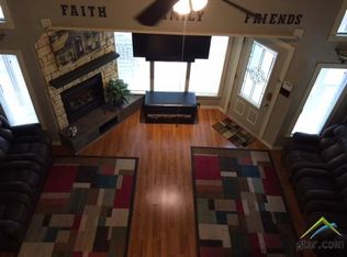 107 E Barker Creek Rd, Scroggins, TX 75480