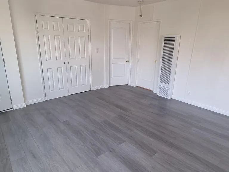 219 E 28th St #3/4 — Photo 13