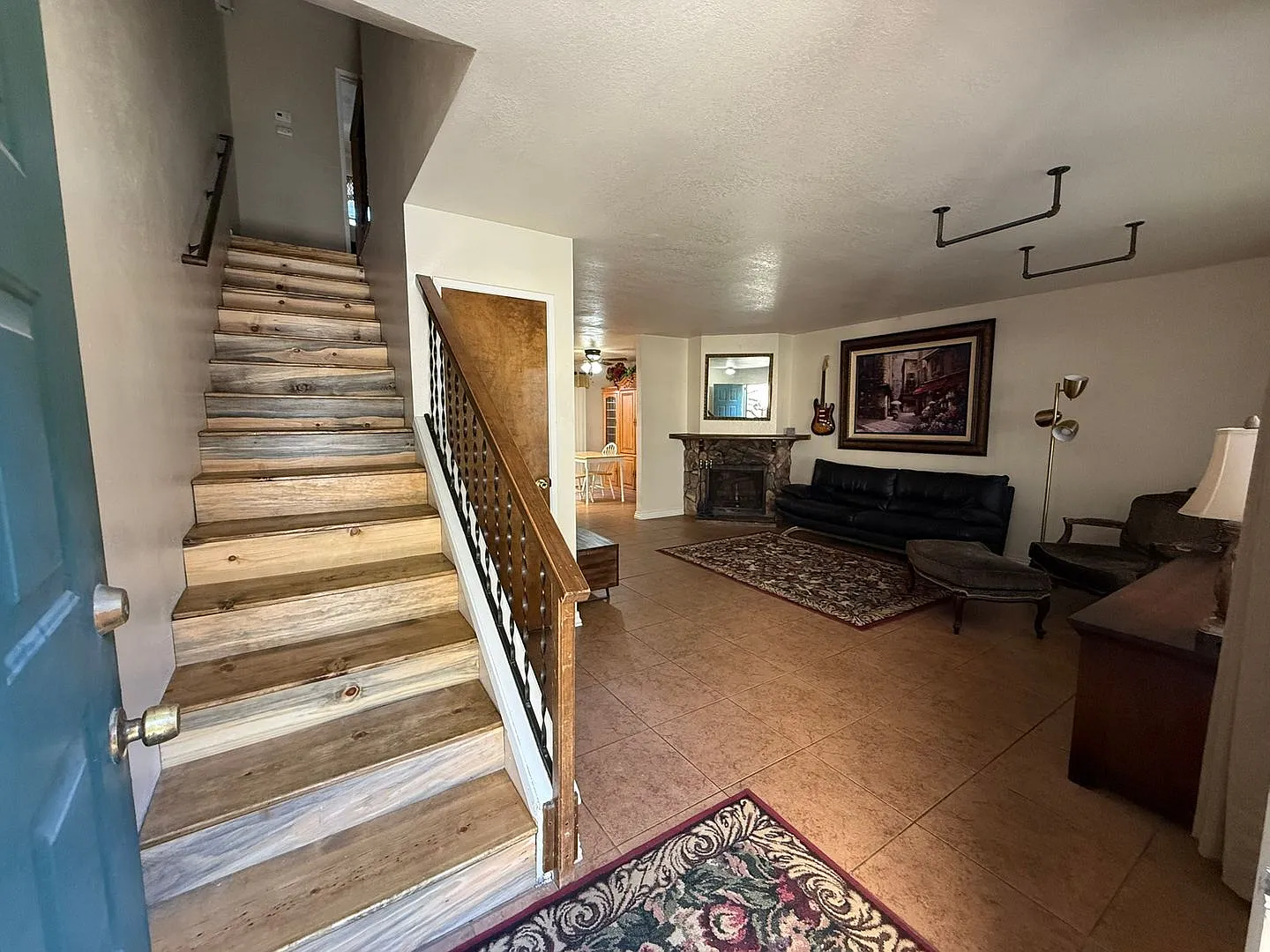 Furnished or UnFurnished Condo — Photo 2