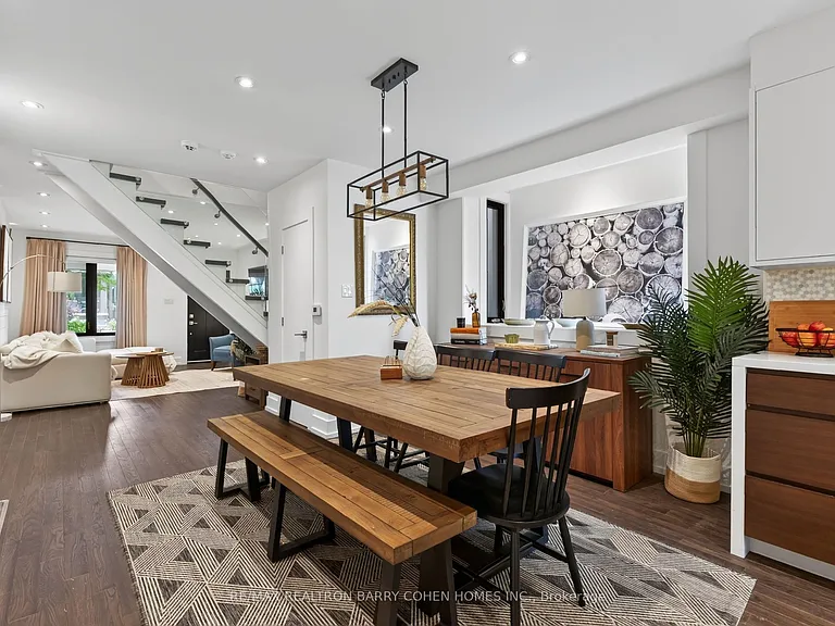 43 Helena Ave — Photo 5