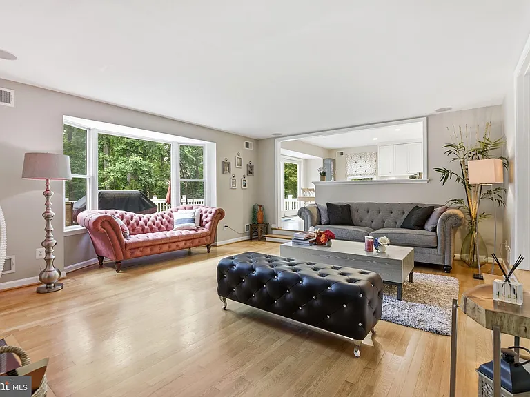 7715 Crossover Dr — Photo 31