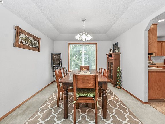 5th image of 112 Silverdust Dr