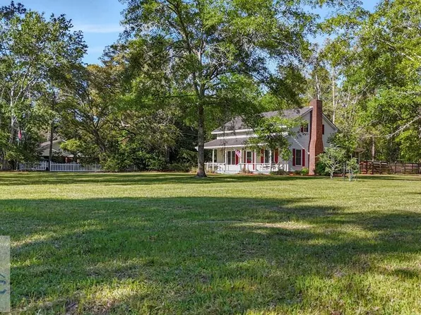 470 Cameron Rd, Jesup, GA 31545