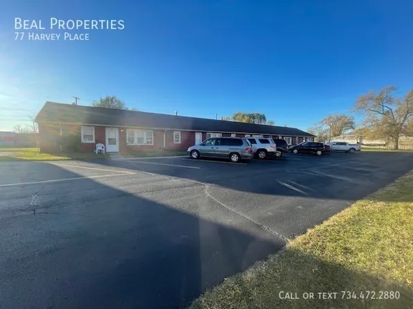 77 Harvey Pl, Ypsilanti, MI 48198