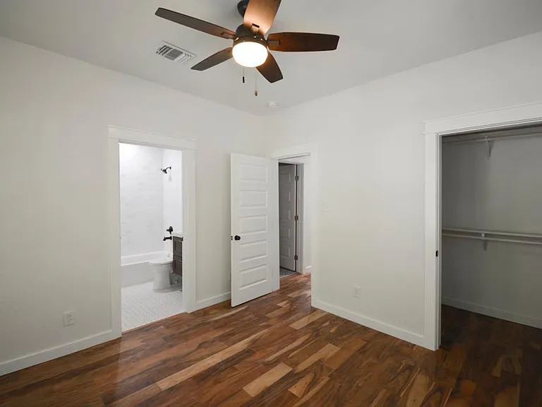 149 Hickman — Photo 9