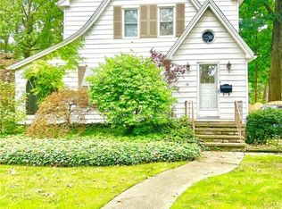 2201 17th St, Cuyahoga Falls, OH 44223