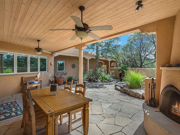 4th image of 1022 Governor Dempsey Dr
