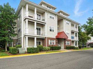 908 Southmoor Dr UNIT 105, Virginia Beach, VA 23455