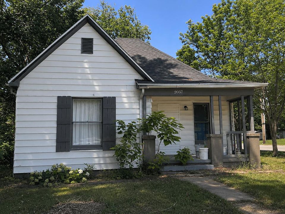 1st image of 2057 N Pickwick Avenue