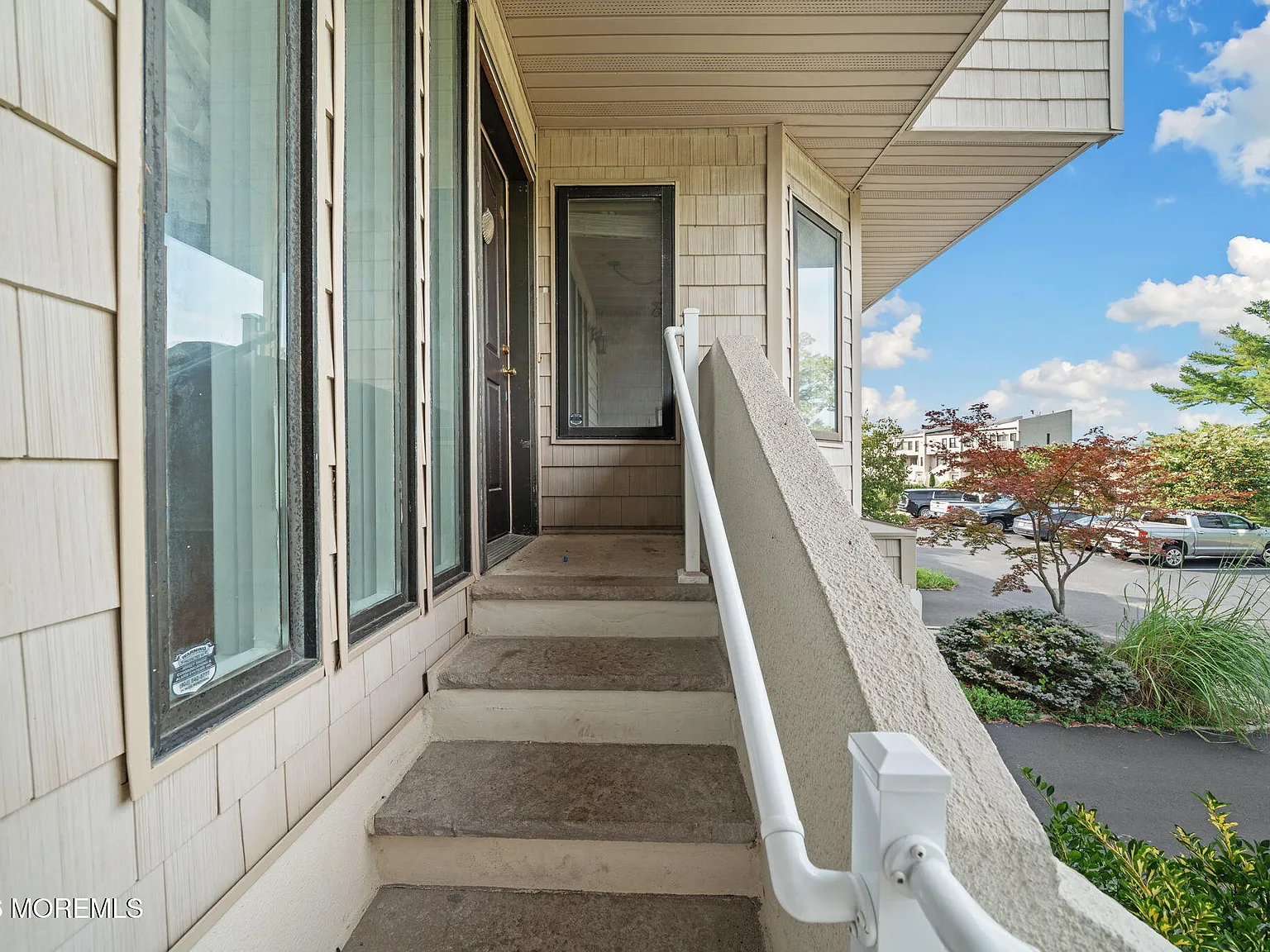 4 bed, 3.5 bath, 2232 sqft, $5,200 — Photo 3