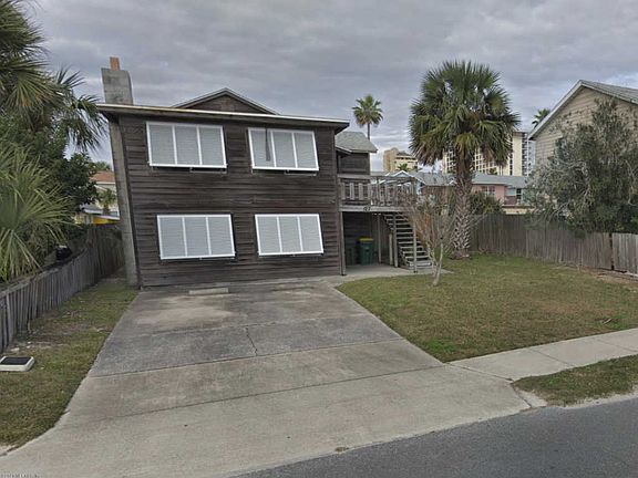 4th image of 127 16th Ave S