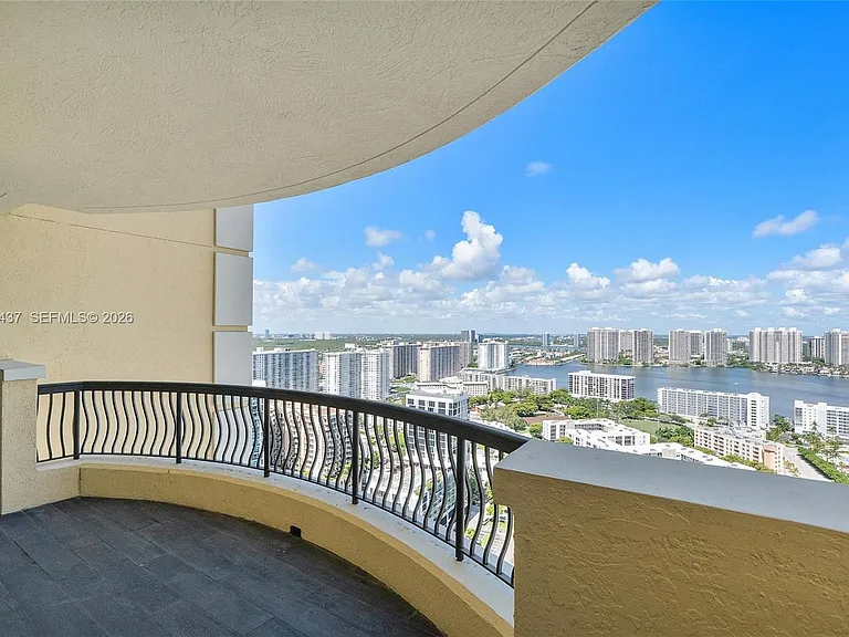 17875 Collins Ave #3005 — Photo 41