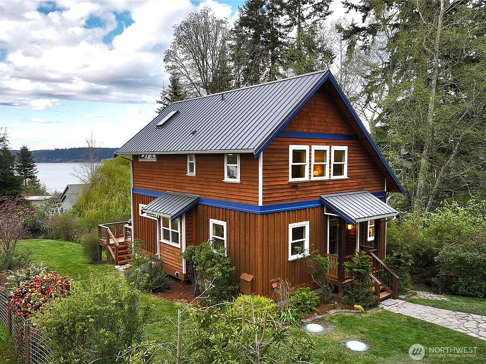 1st image of 1871 Salmonberry Road