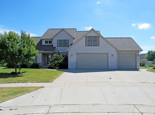 4830 N Benview Ct, Appleton, WI 54913