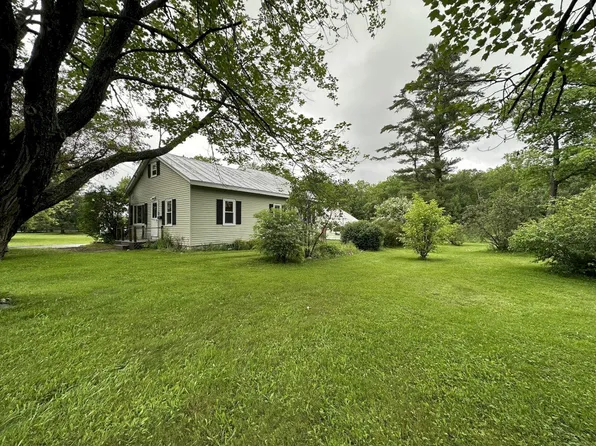 68 Preble Avenue, Madison, ME 04950