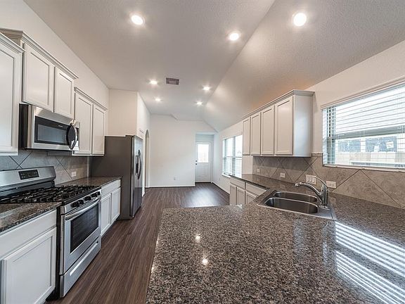 5th image of 25911 Rosin Lake Ln