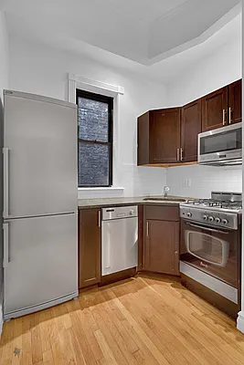 Rented by Cooper & Cooper Real Estate | media 5