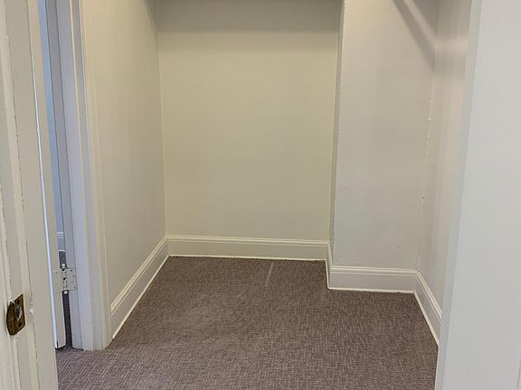 5th image of 5508 22nd Ave NW #8