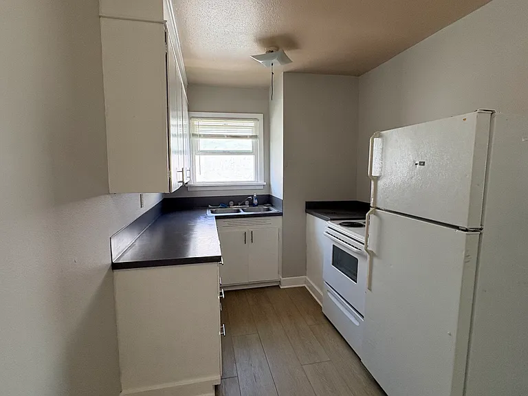 306 Alder St #3 — Photo 6
