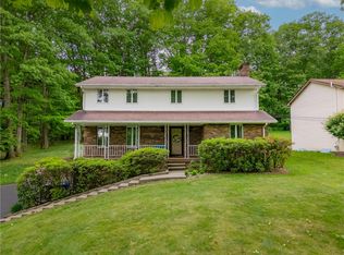 454 Cherokee Dr, Butler, PA 16001