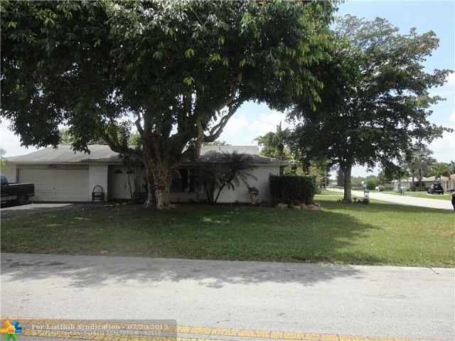 1st image of 8006 NW 105th Ave