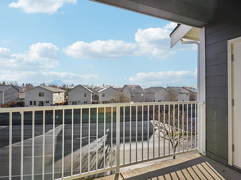 Tahoma Terrace Apartments — Photo 52