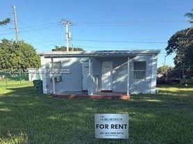 10680 SW 172nd St, Miami, FL