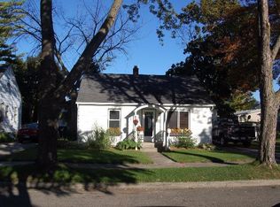 1504 Elizabeth St, Bay City, MI 48708