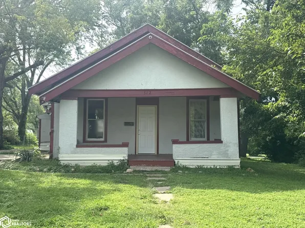 512 N 6th St, Centerville, IA 52544