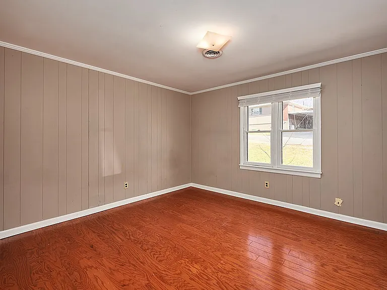 409 South Ct #A — Photo 4