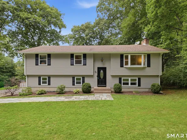 72 Lakeview Heights, Tolland, CT 06084