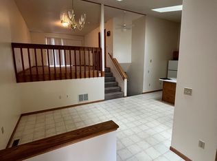 629 29th Ave N #4, Menomonie, WI 54751
