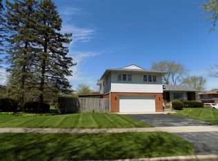 1240 Jill Ter, Homewood, IL 60430