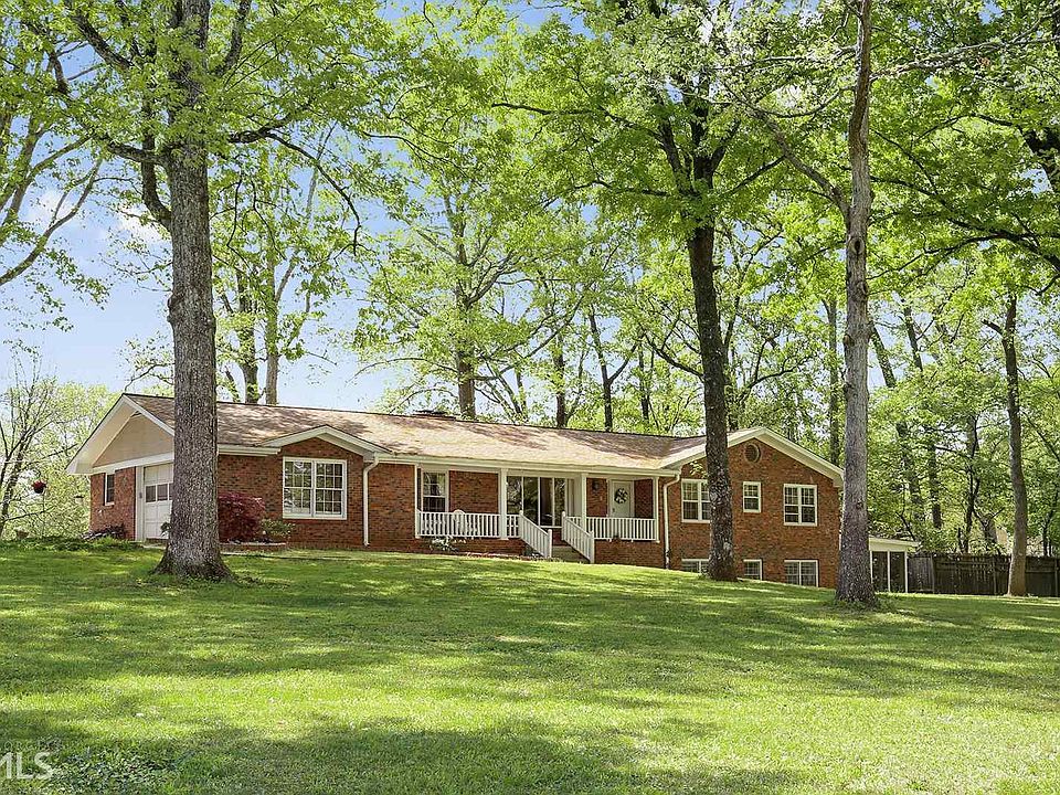 1st image of 1547 Fair Oaks Ln