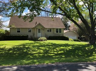 6086 Hurd St, Marshall, WI 53559