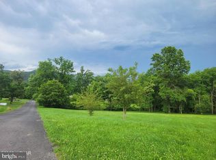 191 Gray Fox Rd, Mill Hall, PA 17751