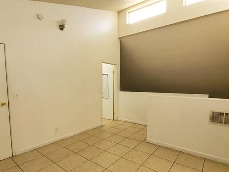 5247 Garden Ln #A — Photo 2