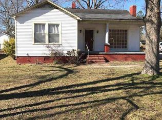 206 11th St N, Clanton, AL 35045